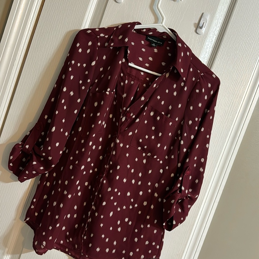 Dark red/burgundy blouse, button up. EUC Sz XS